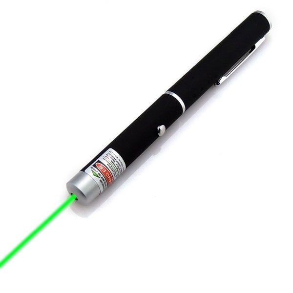 Лазерная указка Green Laser Pointer 100 mW зеленый луч с батерейками (tf3699)