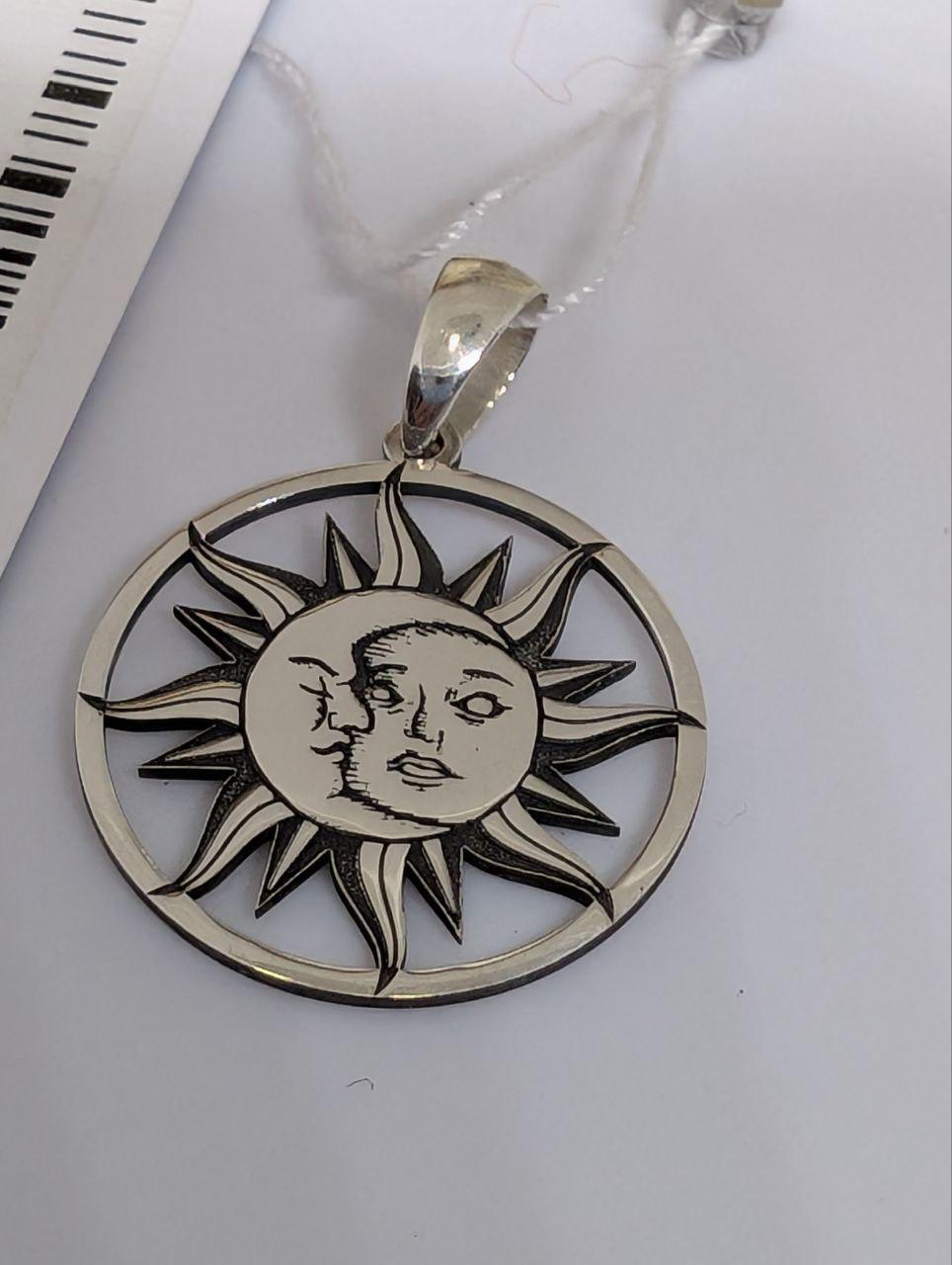 Срібний кулон Місяць обіймає сонце 925 проби (2570163940) - фото 8 Срібний кулон Місяць обіймає сонце 925 проби (2570163940) - фото 8