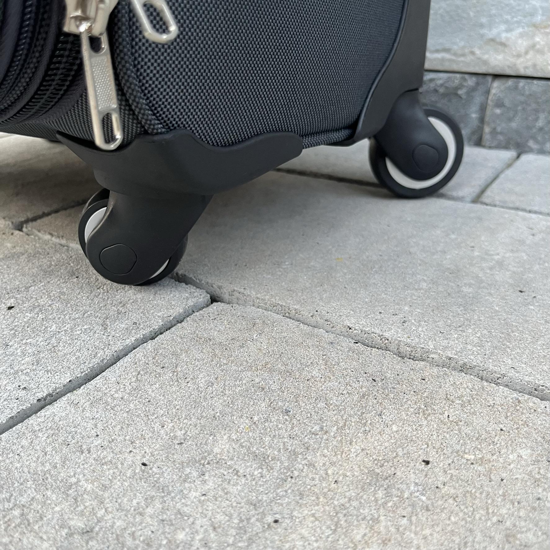 Валіза тканинна середня на 4 колесах Wings 1708 M Сірий - фото 5 Валіза тканинна середня на 4 колесах Wings 1708 M Сірий - фото 5