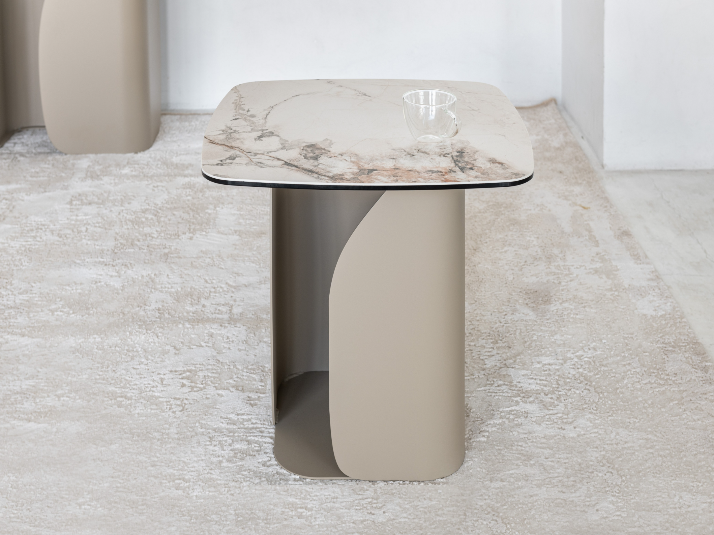 Кофейный стол Кристиано 50х550х550 мм Аврора голд/Бежевый (30986429) - фото 7 Кофейный стол Кристиано 50х550х550 мм Аврора голд/Бежевый (30986429) - фото 7