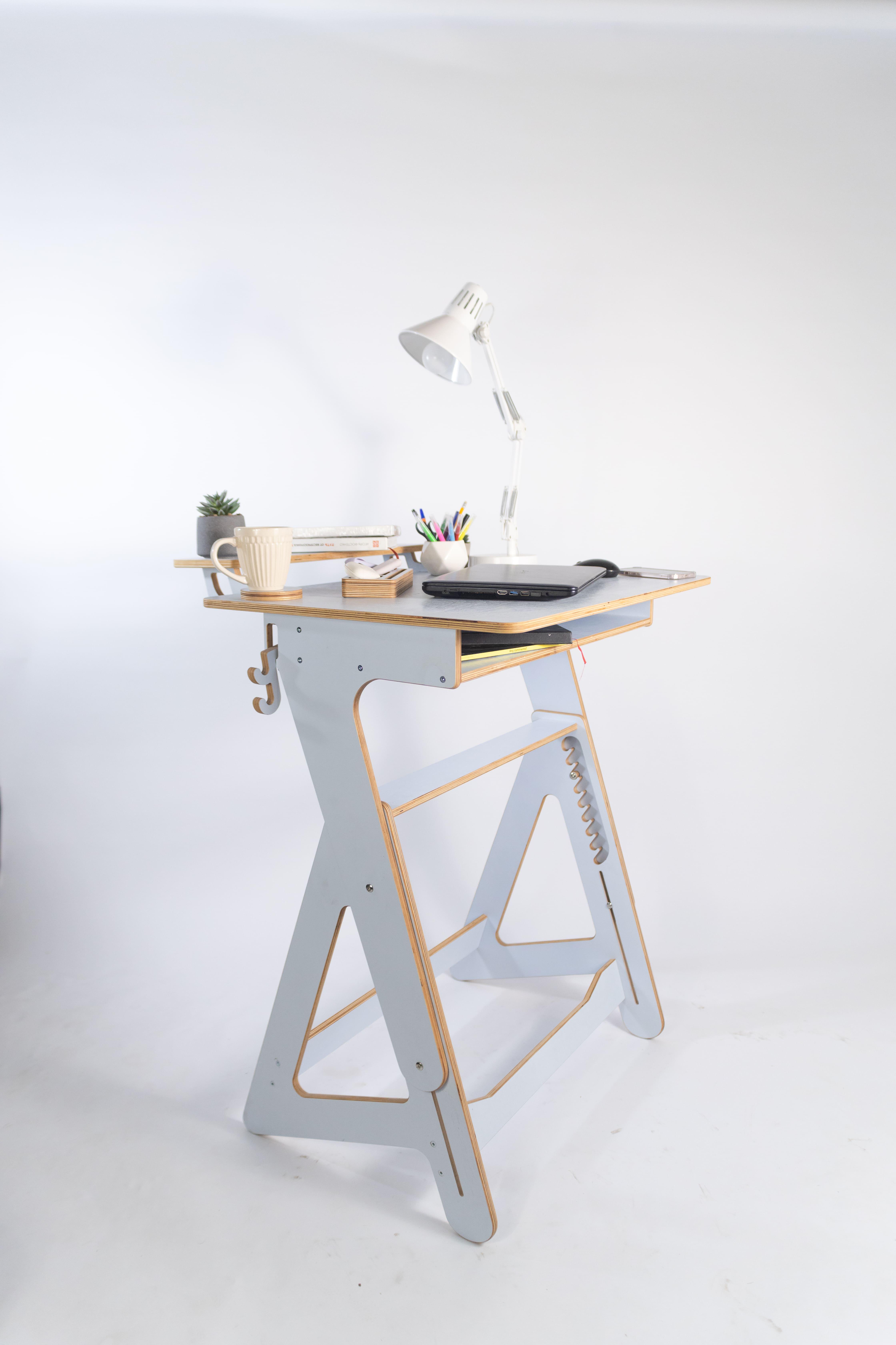 Комп'ютерний стіл Freelance Xl для роботи стоячи та сидячи з покриттям Блакитний