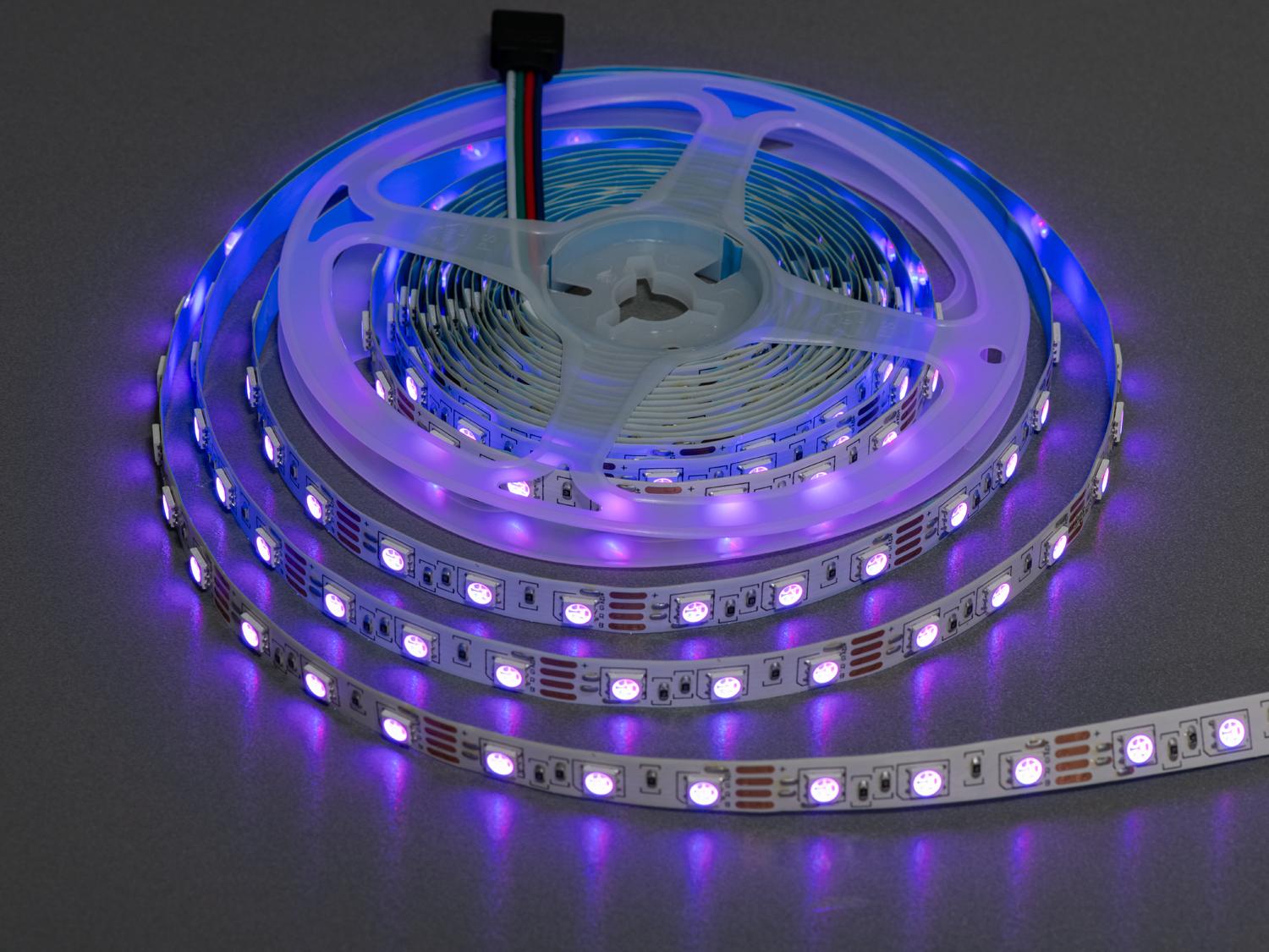 Світлодіодна стрічка 12 В 60 діодів на метр 10 мм RGB (P12-5050-60-RGB-20-10) - фото 3 Світлодіодна стрічка 12 В 60 діодів на метр 10 мм RGB (P12-5050-60-RGB-20-10) - фото 3