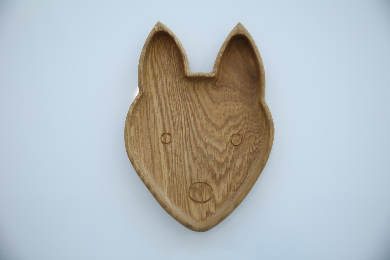 Тарелка детская деревянная Лисичка из дуба 14х20х2,5 см (WDB-3.2)