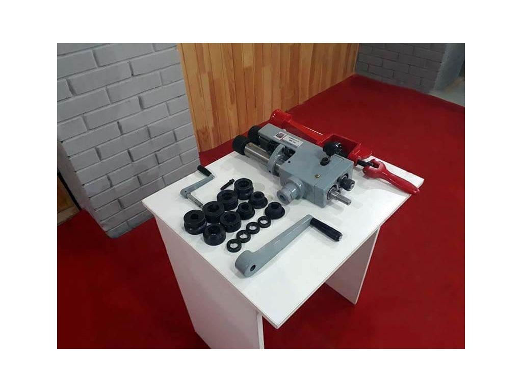 Ручной отбортовочный станок Holzmann SKM 200 (SKM200) - фото 2 Ручной отбортовочный станок Holzmann SKM 200 (SKM200) - фото 2