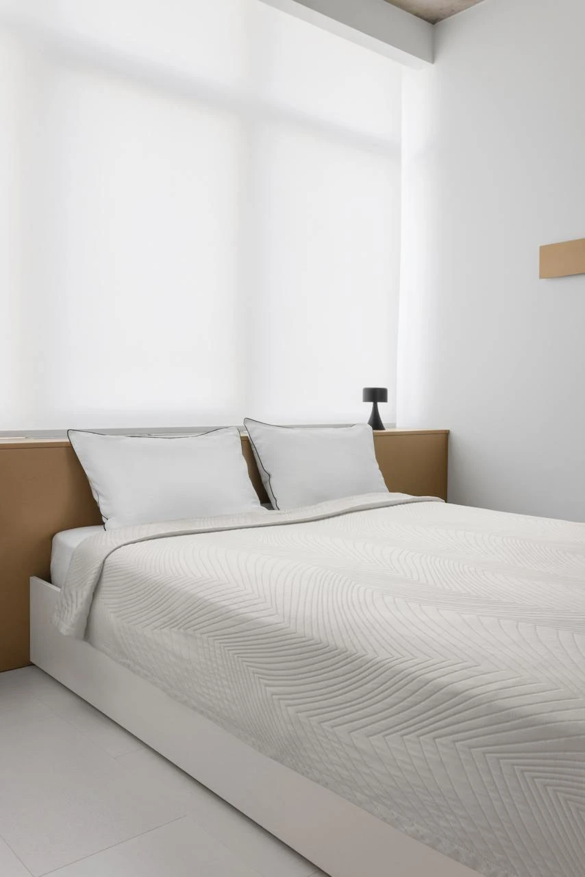 Покрывало на кровать HYGG Vey King Size с наволочками 2 шт. 240х260 см Молочный (323568) Покрывало на кровать HYGG Vey King Size с наволочками 2 шт. 240х260 см Молочный (323568)