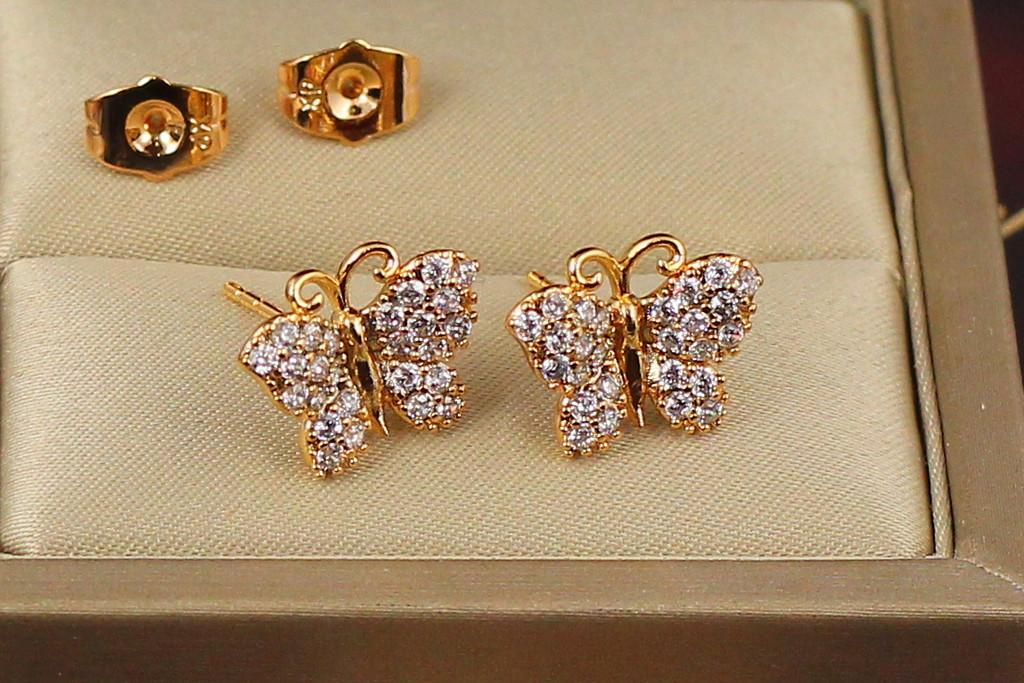 Серьги гвоздики Xuping Jewelry Бабочка с крылышками из фианитов 1,1 см Золотистый