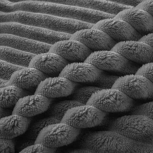 Одеяло двуспальное Ruhhy 24494 1,6х2 м Серый (24494) - фото 3 Одеяло двуспальное Ruhhy 24494 1,6х2 м Серый (24494) - фото 3