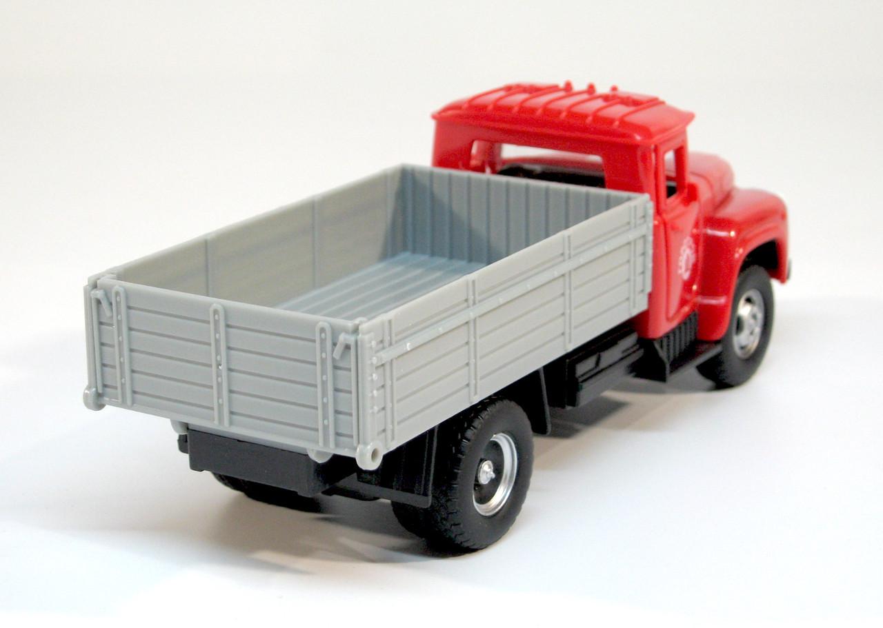 Модель пластмассовая ЗИЛ-130 (9709C) - фото 3 Модель пластмассовая ЗИЛ-130 (9709C) - фото 3