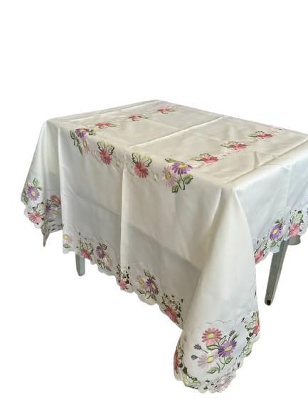Скатерть с вышивкой полиэстер 150x220 Белый/Розовый (П4К-al-vish-001)