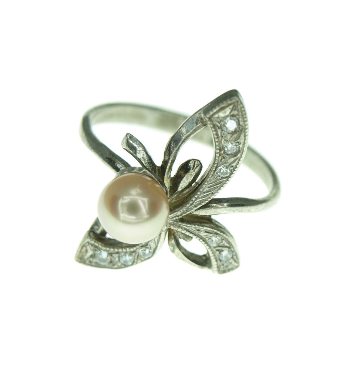 Кольцо из серебра с фианитом и жемчугом (2101750340) - фото 3 Кольцо из серебра с фианитом и жемчугом (2101750340) - фото 3