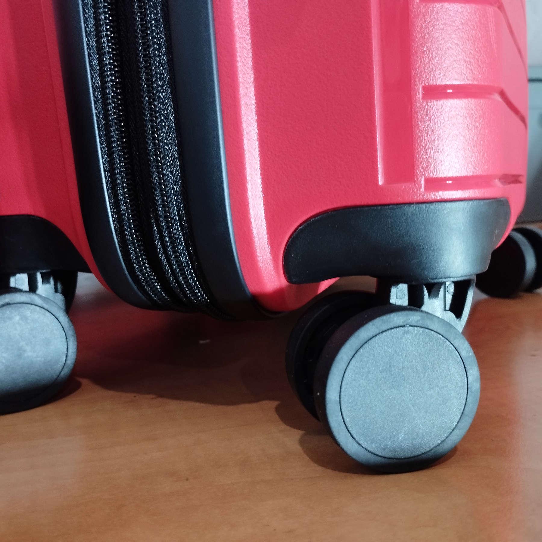 Чемодан большой Swissbrand Eden Polypropylene L Red (SWB_LHEDE201L) - фото 6 Чемодан большой Swissbrand Eden Polypropylene L Red (SWB_LHEDE201L) - фото 6