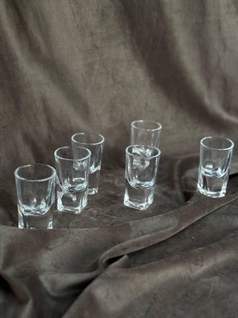 Набор стопок YIWU из толстого стекла 30 мл 6 шт. Прозрачный (HP-19-137)