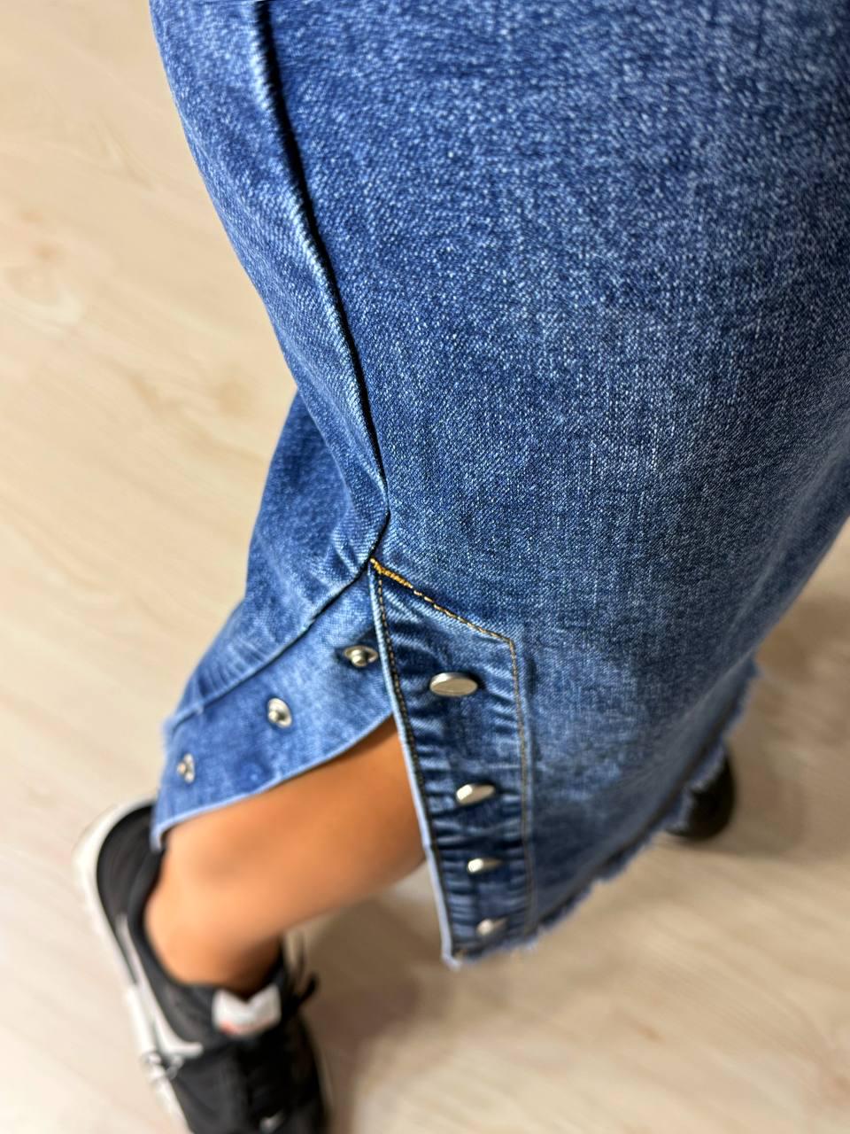 Спідниця жіноча джинсова ZJY 8039 талія на резинці з боковими розрізами р. З6 98 см 120 см Синій - фото 9 Спідниця жіноча джинсова ZJY 8039 талія на резинці з боковими розрізами р. З6 98 см 120 см Синій - фото 9