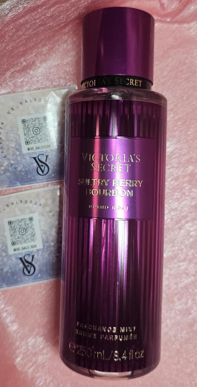 Спрей для тіла парфумований Victoria's Secret Sultry Berry Bourbon 250 мл (2533826702) - фото 2 Спрей для тіла парфумований Victoria's Secret Sultry Berry Bourbon 250 мл (2533826702) - фото 2