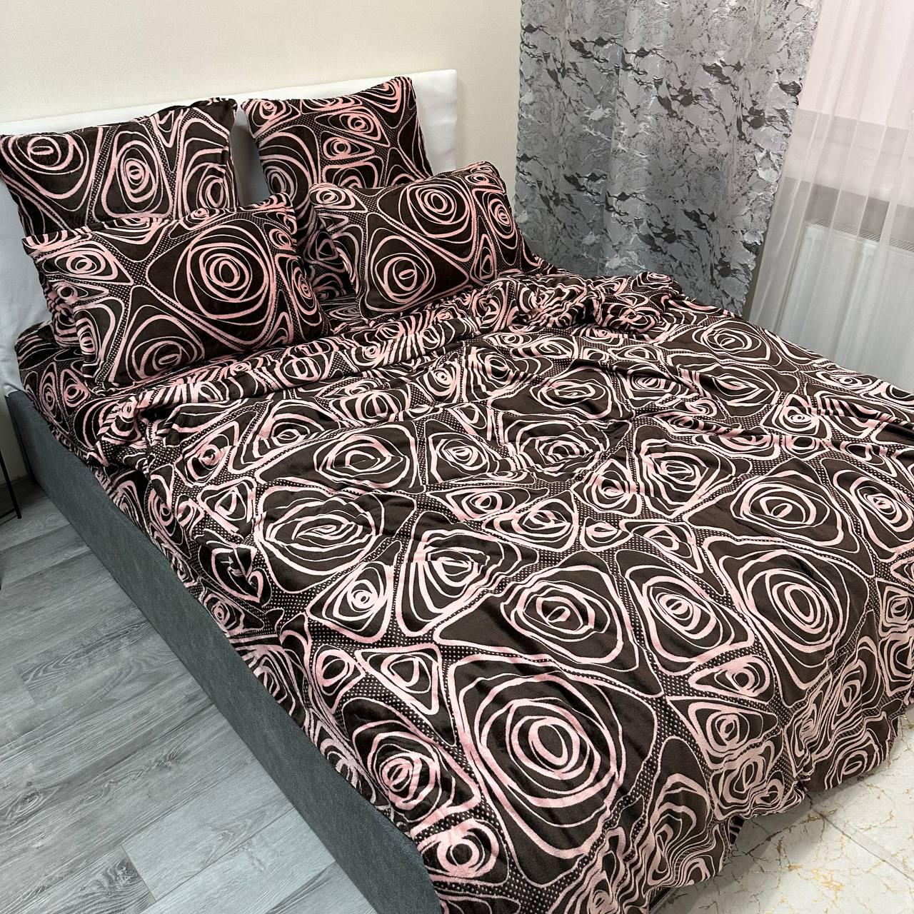 Комплект постельного белья велюровый с рисунком с 4 наволочками евро 200x230 см Коколадно-розовый (29225210)