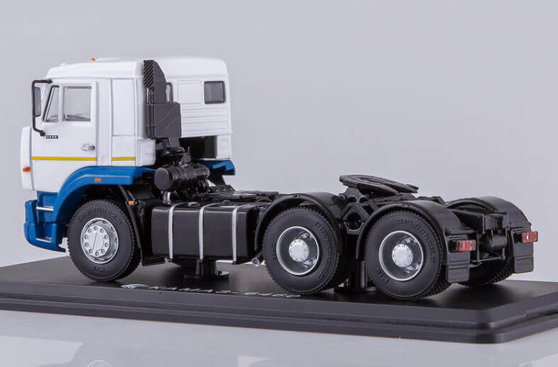 Іграшка Камаз-6460 сідельний Іграшка Тягач SSM модель 1:43 (SSM1249)