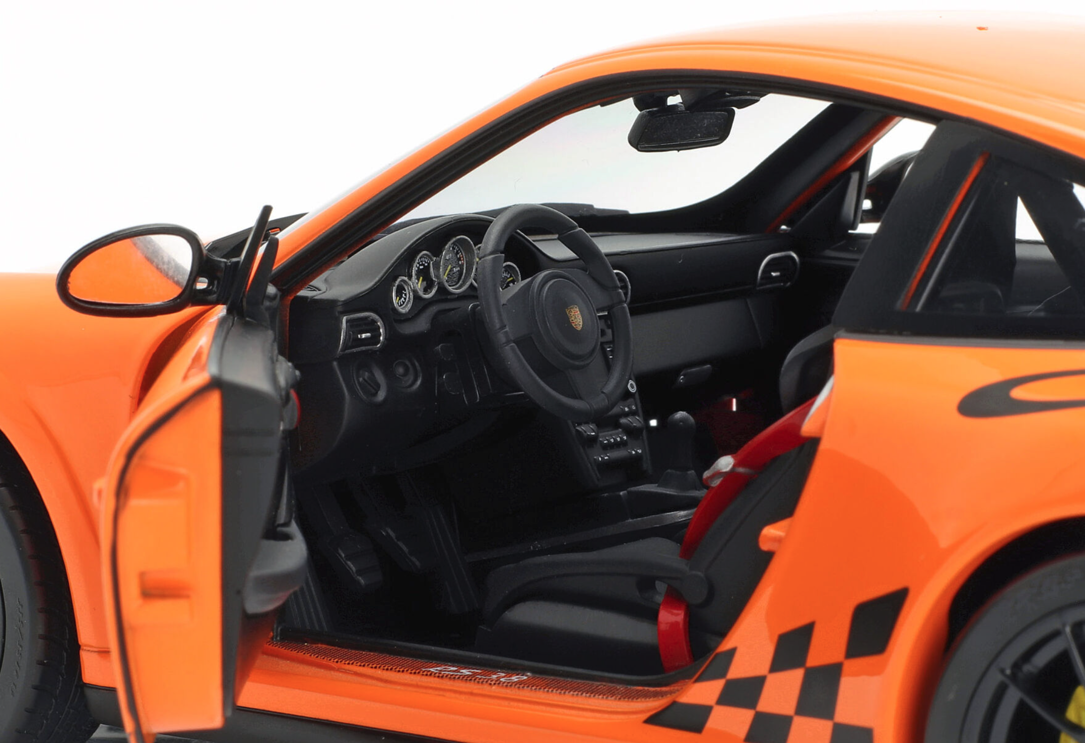 Модель автомобиля Norev 1:18 Porsche 911 997 GT3 RS Orange (187562) - фото 8 Модель автомобиля Norev 1:18 Porsche 911 997 GT3 RS Orange (187562) - фото 8