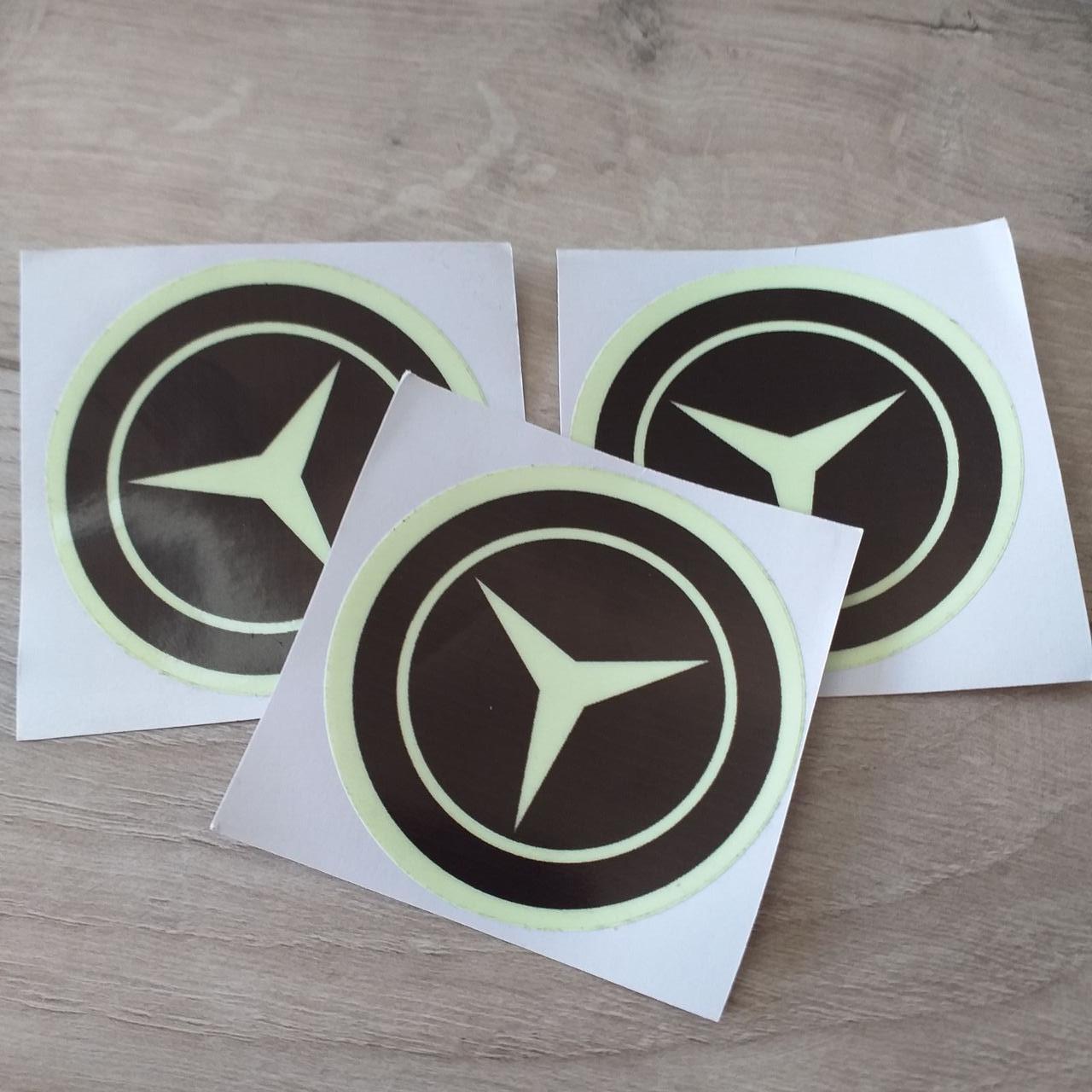 Наклейка с логотипом Mercedes-Benz d 7 см 3 шт. (KG-10929)