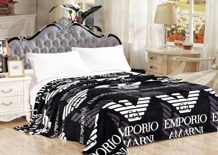 Плед Tag Tekstil велсофт с контрастным графическим принтом 200х230 см Черный (2934578284)