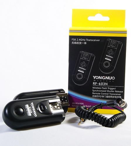 Радиосинхронизатор Yongnuo RF-603N1 для Nikon D2 D3 D200 D300 D300S D700 D750 D800 D810
