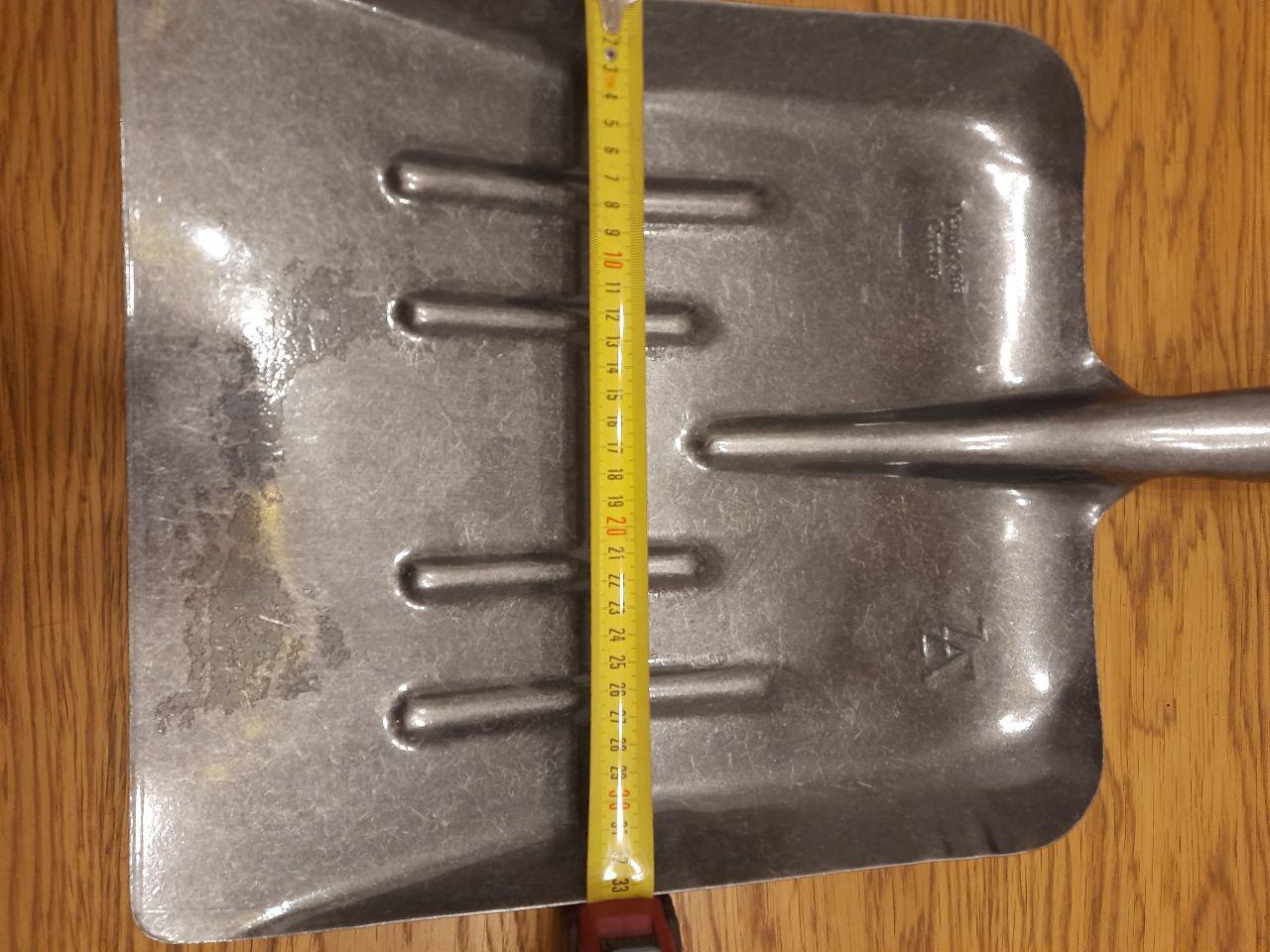 Лопата Вугільна зернова снігоприбиральна з рейкової сталі з черенком та пластиковим тримачем - фото 6 Лопата Вугільна зернова снігоприбиральна з рейкової сталі з черенком та пластиковим тримачем - фото 6