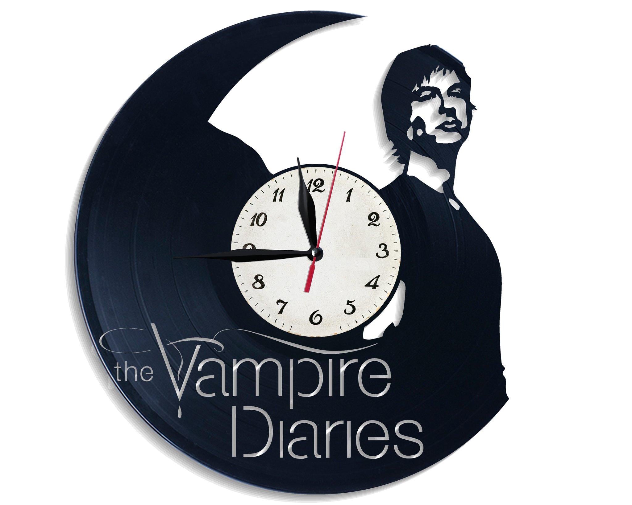Часы настенные Дневники вампира 2883 из виниловой пластинки