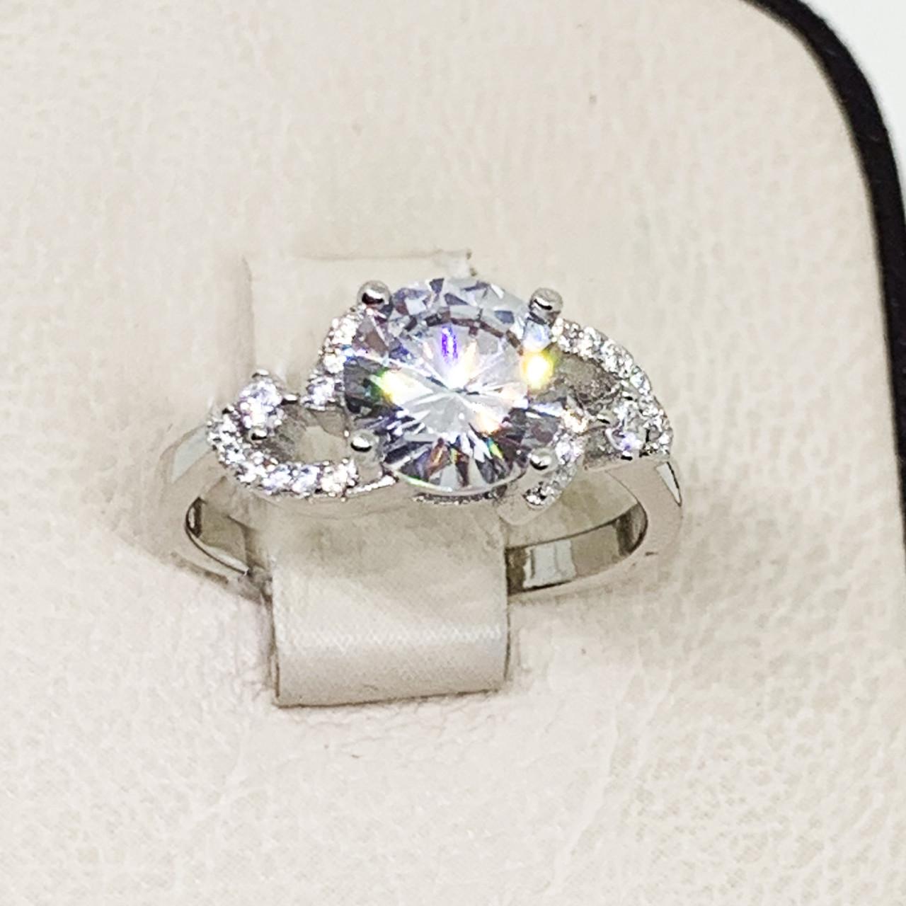 Кольцо серебряное с кубическим цирконием 3,48 г р. 17 (1655816191) Кольцо серебряное с кубическим цирконием 3,48 г р. 17 (1655816191)