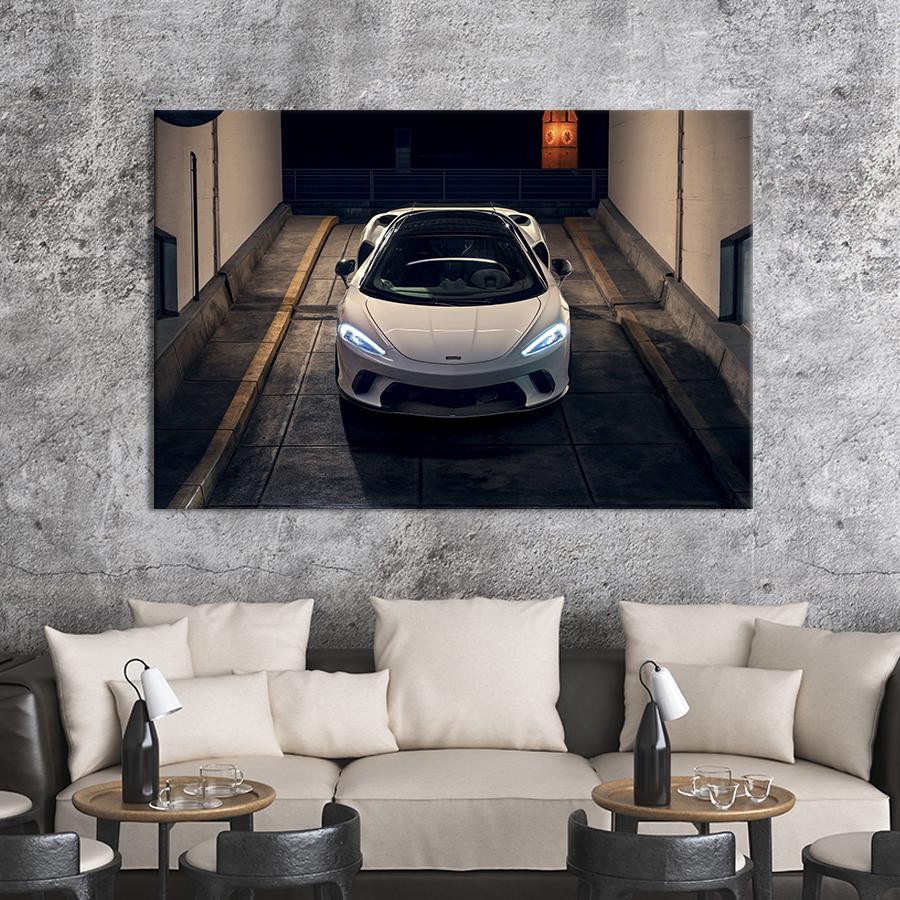 Картина на холсте Белый суперкар McLaren GT 51x34 см (1373-1)