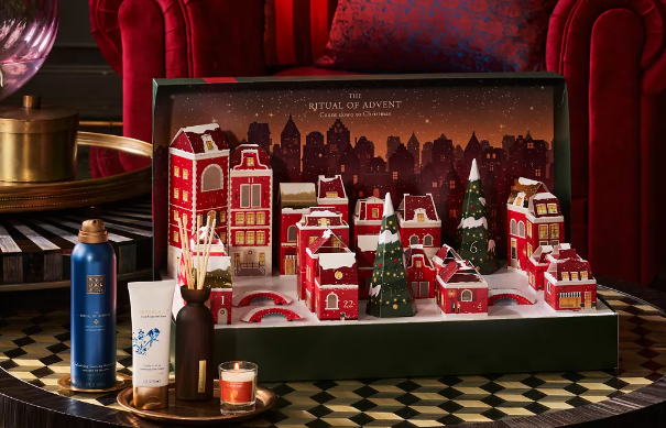 Адвент-календарь Rituals 3D Deluxe2024 с рождественскими гирляндами подарочный - фото 5 Адвент-календарь Rituals 3D Deluxe2024 с рождественскими гирляндами подарочный - фото 5