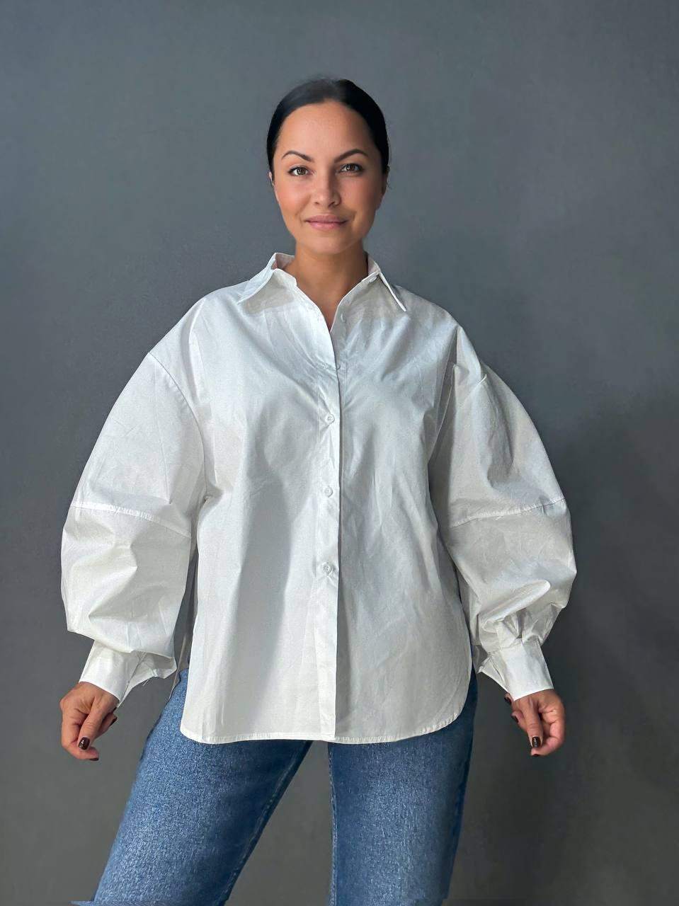 Рубашка женская Lan Lan 7503 оверсайз широкая длинная с пышным рукавом OS Белый (4909) - фото 5 Рубашка женская Lan Lan 7503 оверсайз широкая длинная с пышным рукавом OS Белый (4909) - фото 5