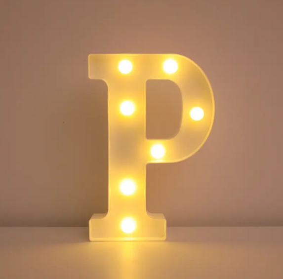 Буква с подсветкой P объемная маленькая 21x17 см Белый (553110/15)
