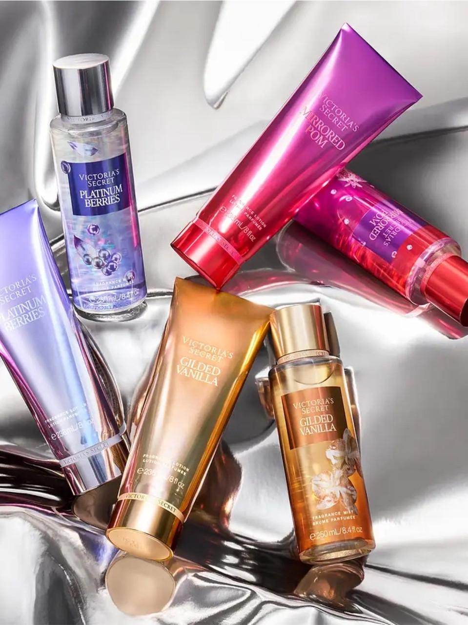 Лосьон для тела парфюмированный Mirrored Pom Victoria's Secret 236 мл (2533690647) - фото 3 Лосьон для тела парфюмированный Mirrored Pom Victoria's Secret 236 мл (2533690647) - фото 3