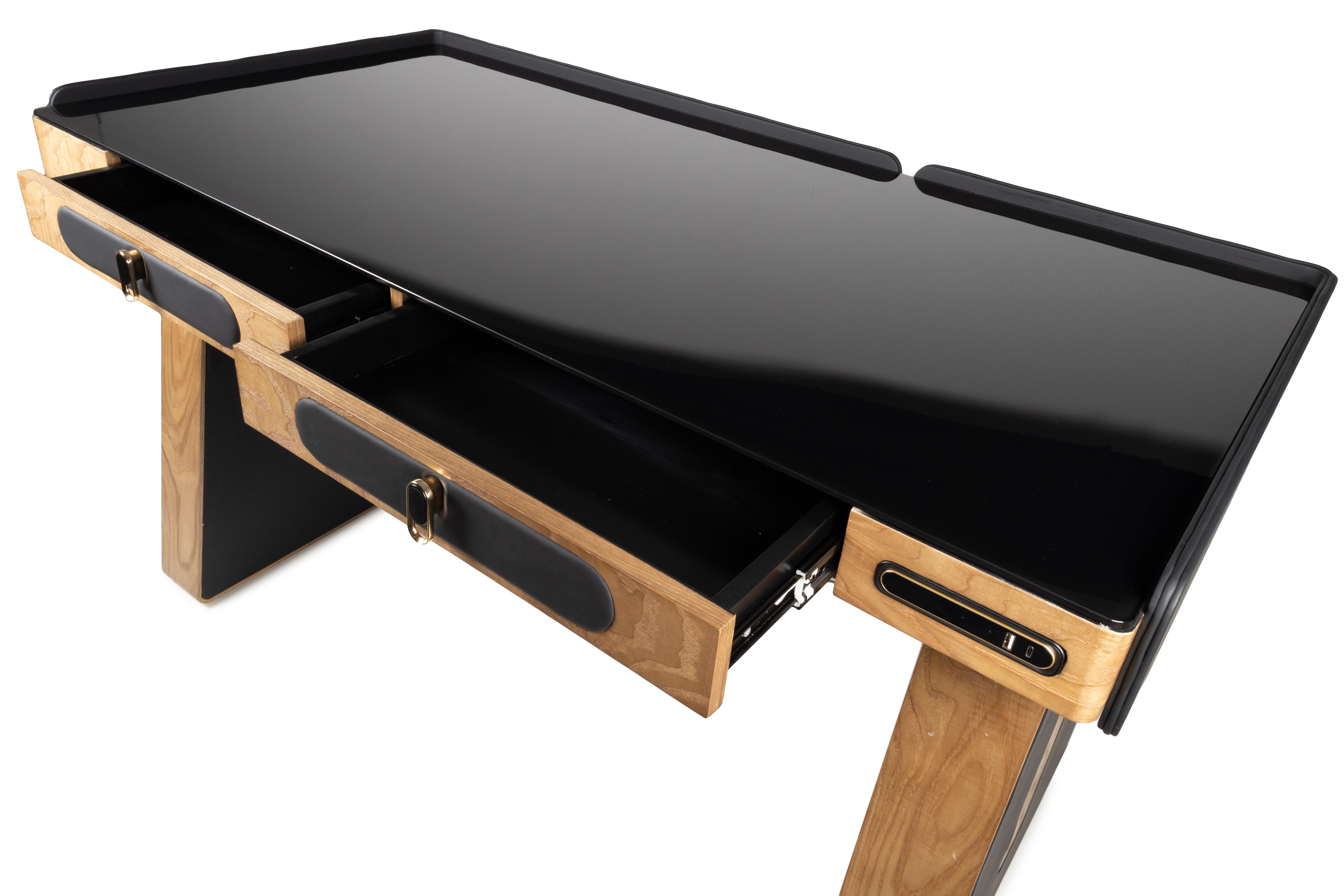 Регульований стіл кабінет Barsky Lux 2 motors 1400x700 мм Glass (LT-02) - фото 18 Регульований стіл кабінет Barsky Lux 2 motors 1400x700 мм Glass (LT-02) - фото 18