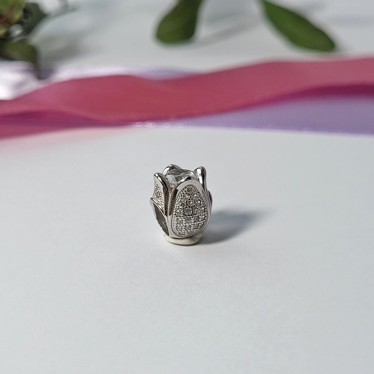 Шарм підвіска Тюльпан з білими каменями срібло 925 проби 1,34 г (947)