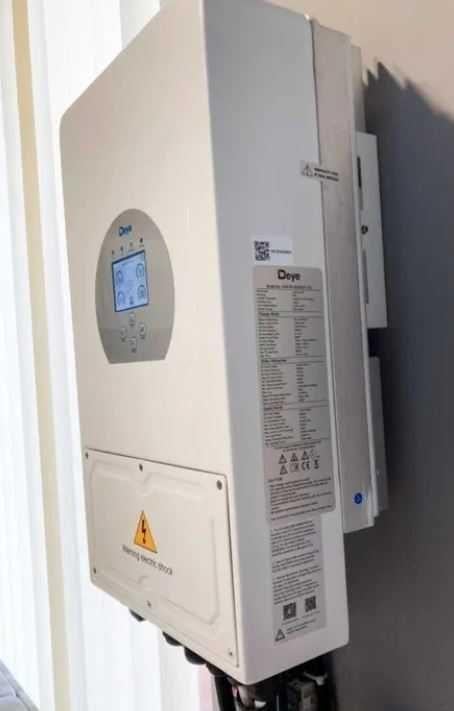 Інвертор гібридний Deye SUN-5K-SG03LP1-EU однофазний (88990012) - фото 3 Інвертор гібридний Deye SUN-5K-SG03LP1-EU однофазний (88990012) - фото 3