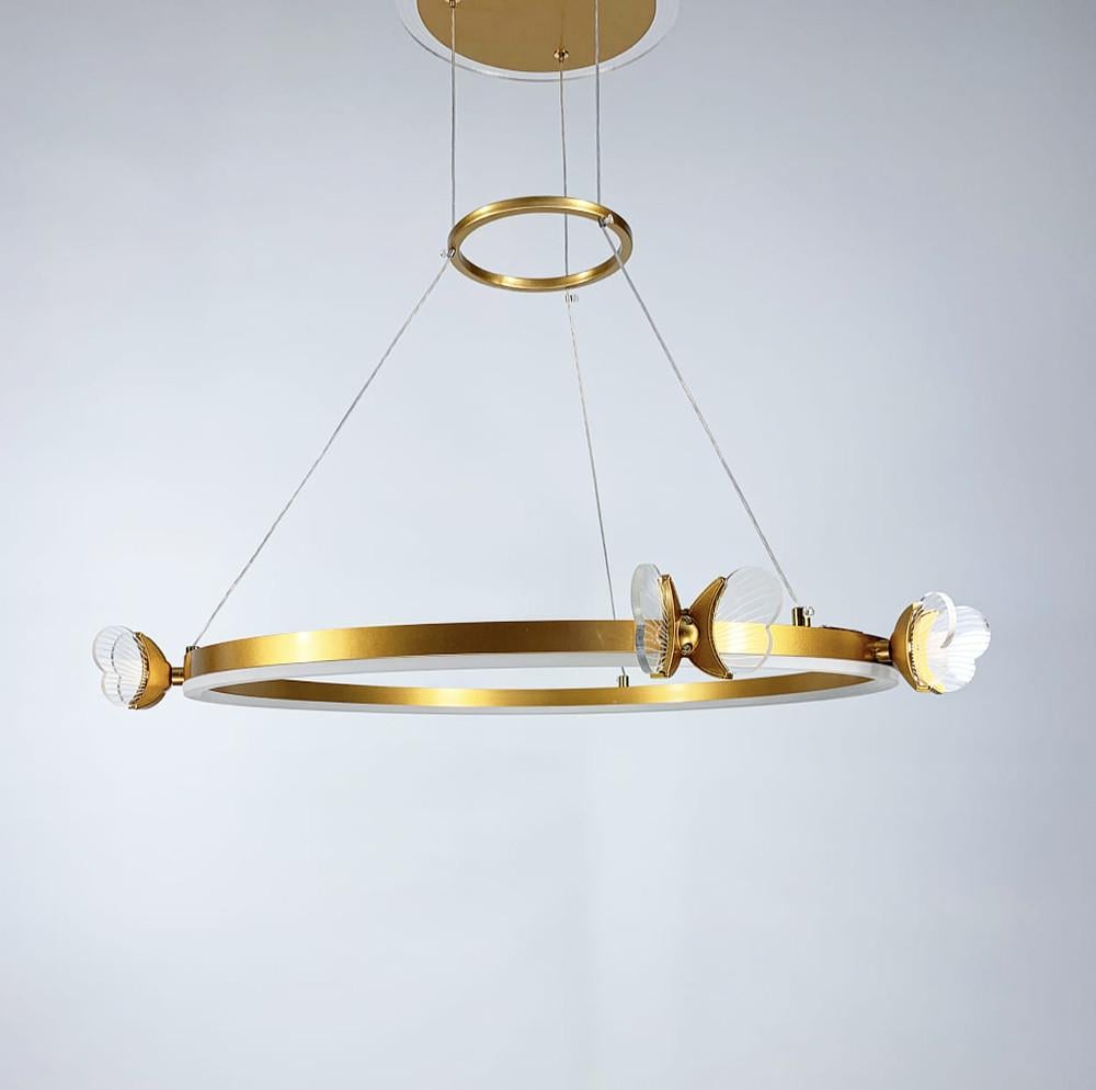 Люстра кольцо светодиодное с бабочками Золотой (C 18-700 GD) - фото 1