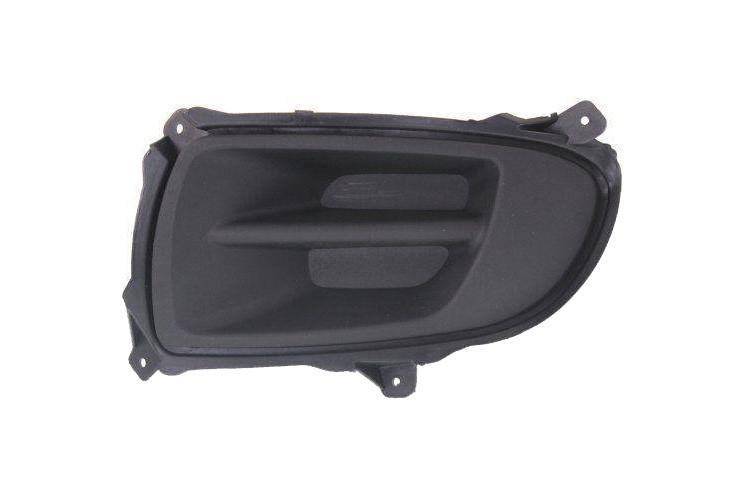 Решетка бампера AVTM Kia Cerato Sd 06-09 левая без отверстий для противотуманок (4001 911)