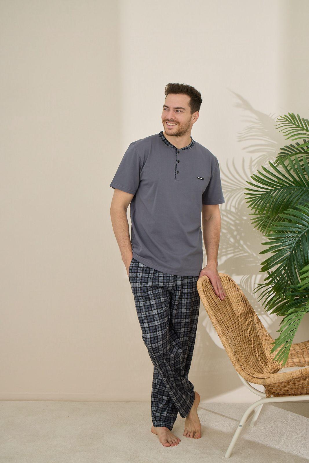 Пижама мужская хлопковая Cameron футболка и брюки в клетку XL Серый (PJ6310-7)