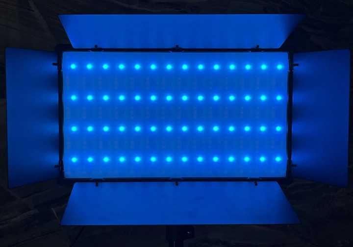 Відеосвітло VARICOLOR PRO LED U800+ RGB з регулюванням/мережним адаптером/пультом 3200-6500K (13466164) - фото 6