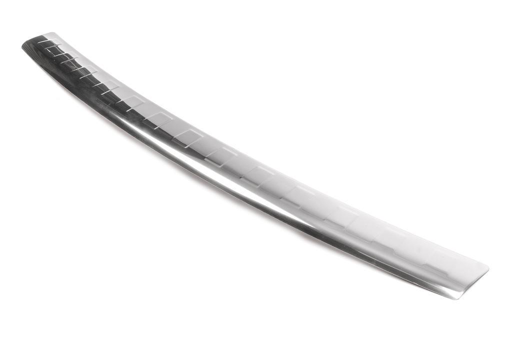 Накладка на задний бампер глянец для Nissan Juke 2010-2019 года