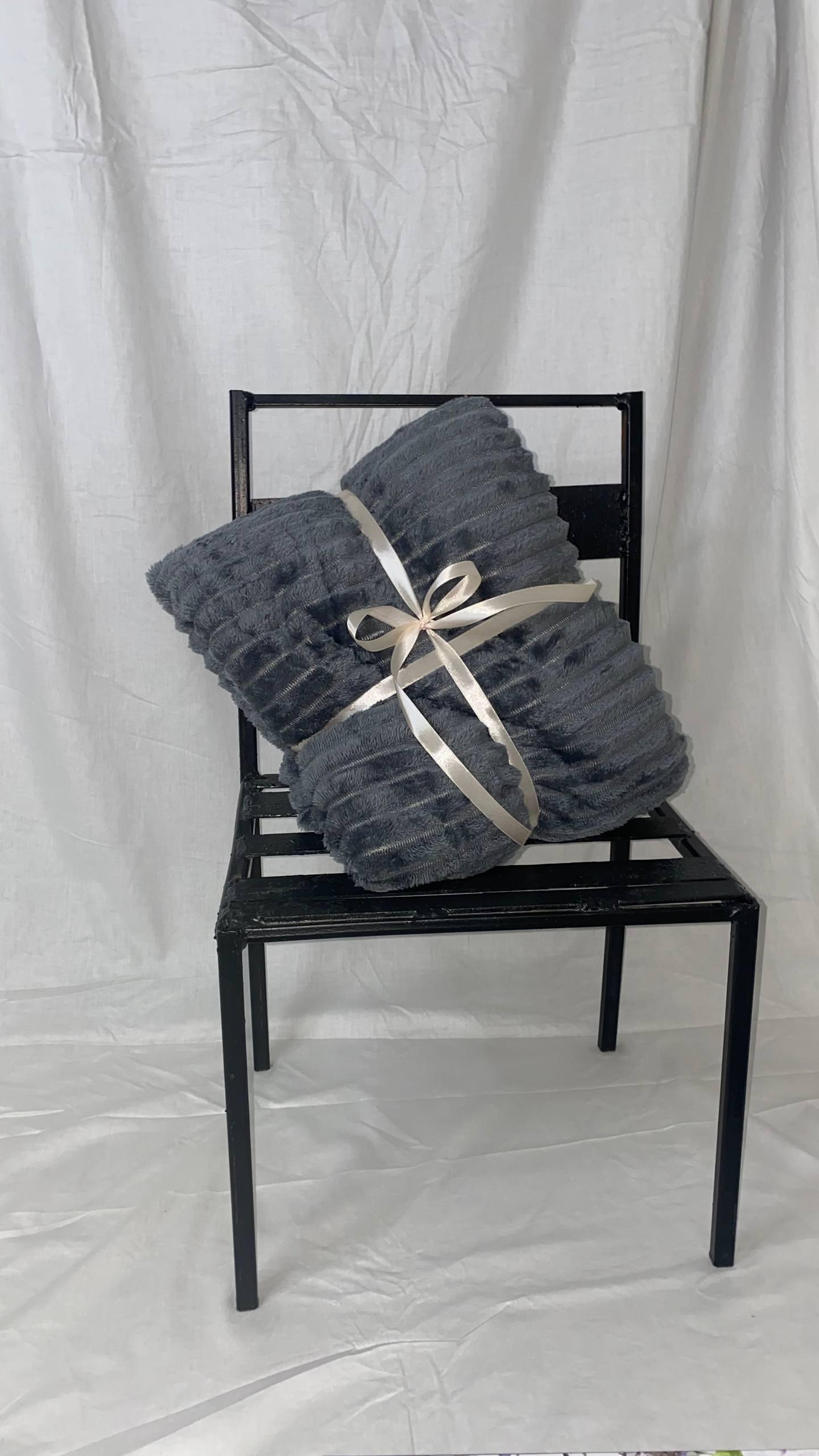 Плед-покривало Colorful Home Шарпей 180х200 см (color12080)