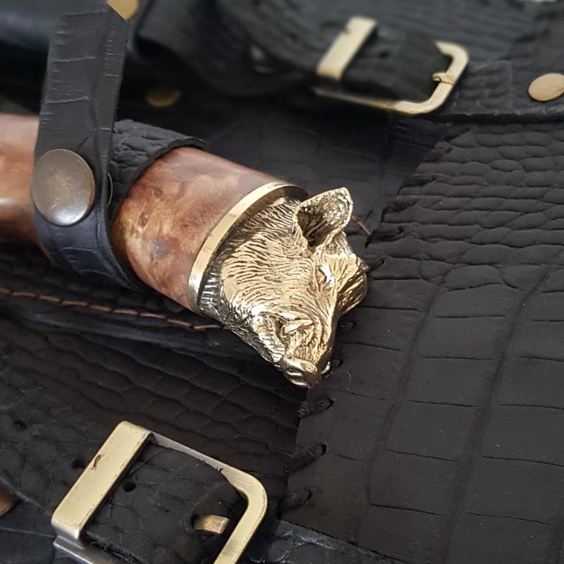 Набор шампуров в колчане с топором ножом мангалом и посудой (187-2019) - фото 3 Набор шампуров в колчане с топором ножом мангалом и посудой (187-2019) - фото 3