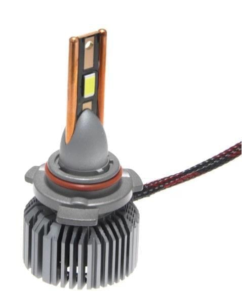 Автолампи Qline Ultra LED +200% 55W HIR2 6000K 2 шт. Автолампи Qline Ultra LED +200% 55W HIR2 6000K 2 шт.