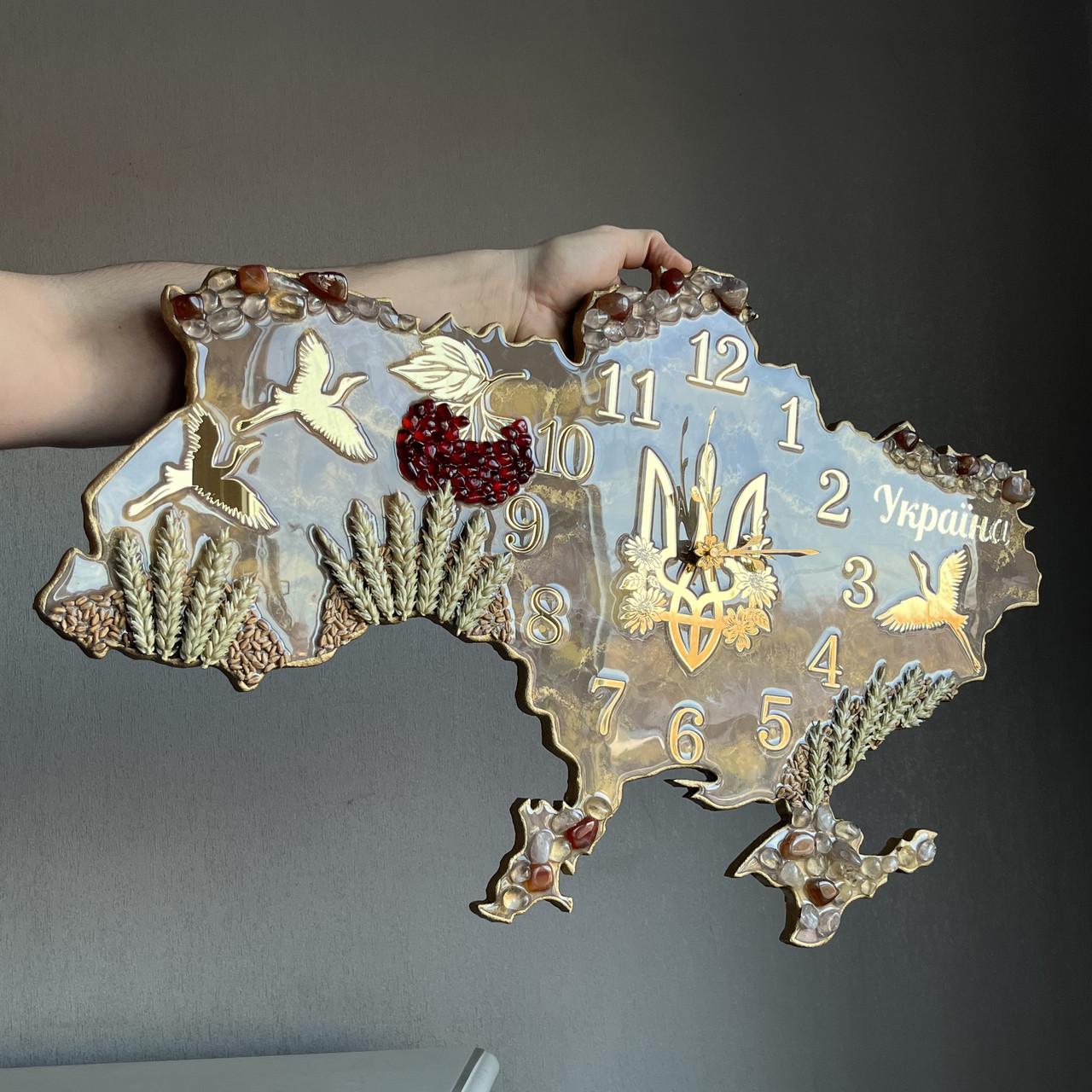 Часы настенные из эпоксидной смолы Карта Украины 50x32 см