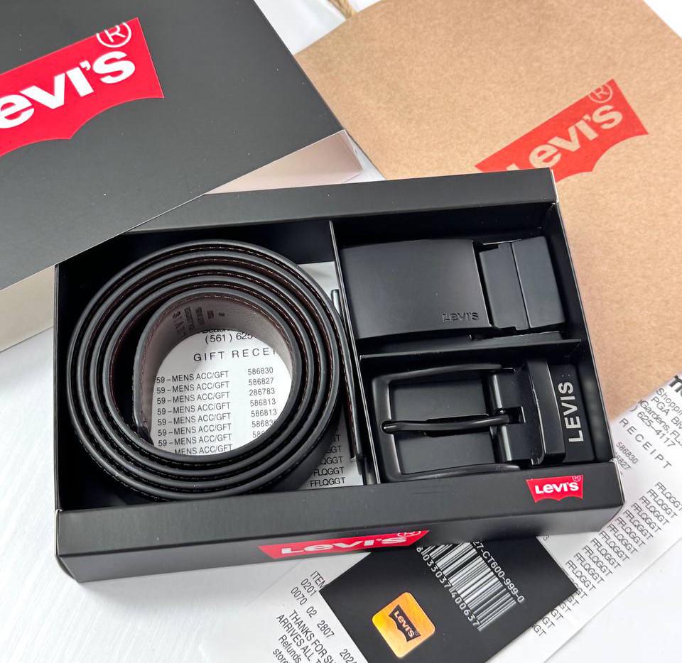 Подарунковий набір чоловічий ремінь з двома пряжками (517 PTR)