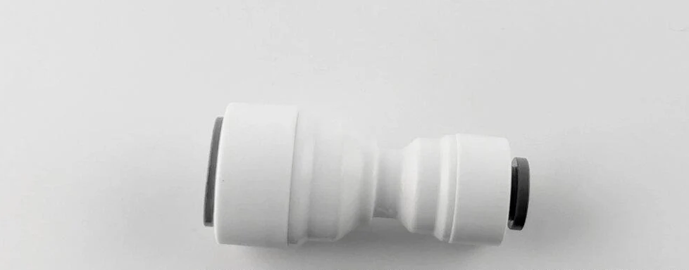 Фитинг прямой 1810-C/6U4 трубка-трубка 1/4"-3/8" (66778801436)