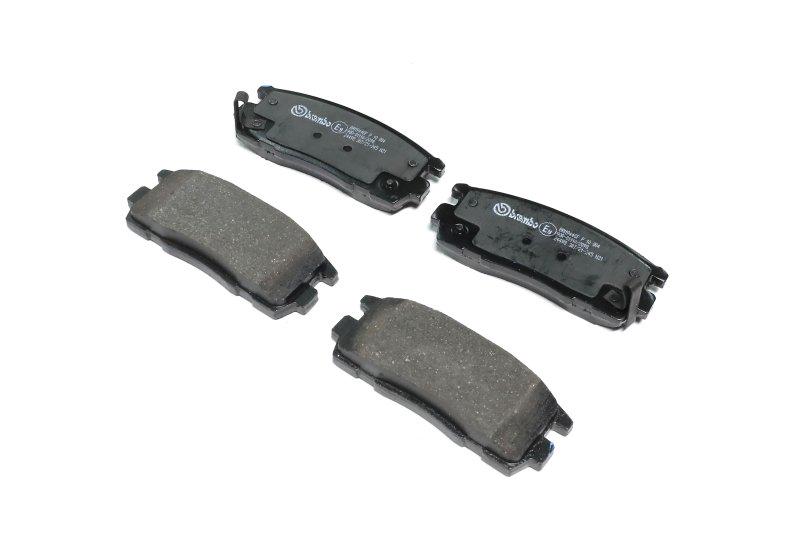 Тормозные колодки дисковые BREMBO для Chevrolet Captiva задние (P 10 004)