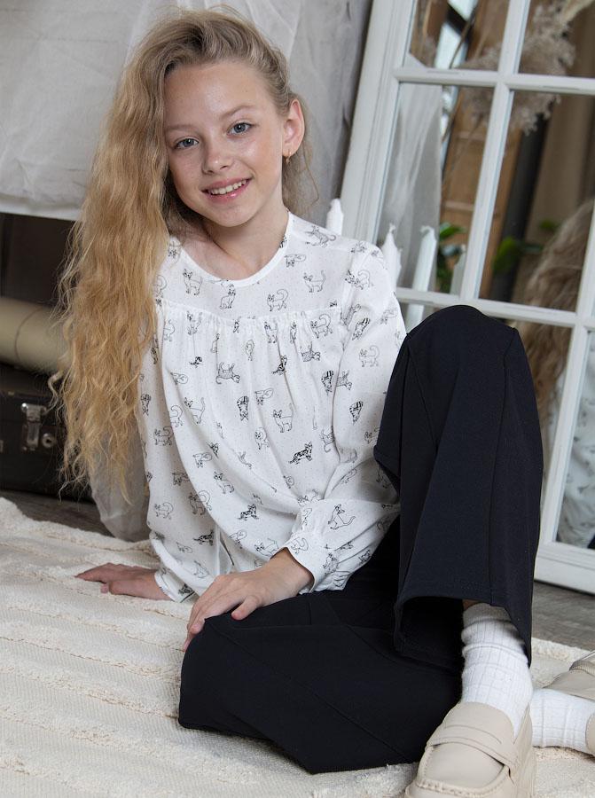 Блузка школьная для девочки Mevis Котики 4742-02 140 см Белый