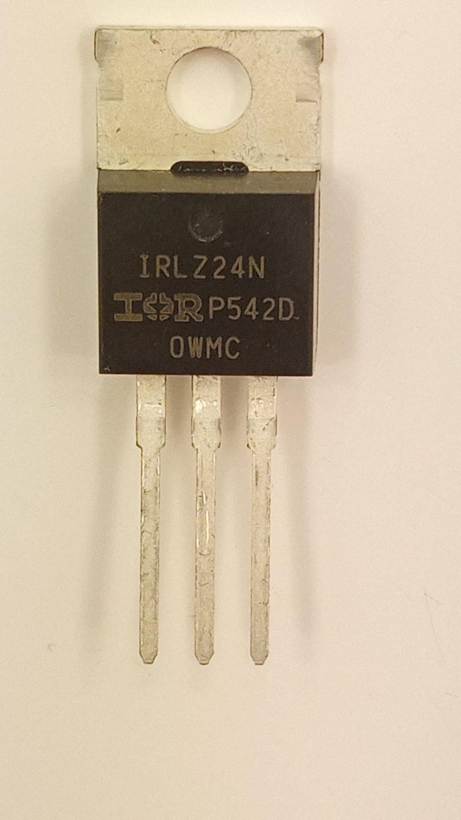 Транзистор IRLZ24N (07412)