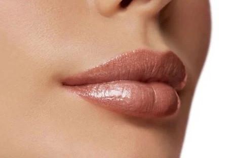 Помада губная Pupa Miss Pupa 100 Cream 2,4 мл (2247056955) - фото 2 Помада губная Pupa Miss Pupa 100 Cream 2,4 мл (2247056955) - фото 2